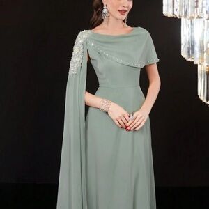 Elegant Green Evening Gown